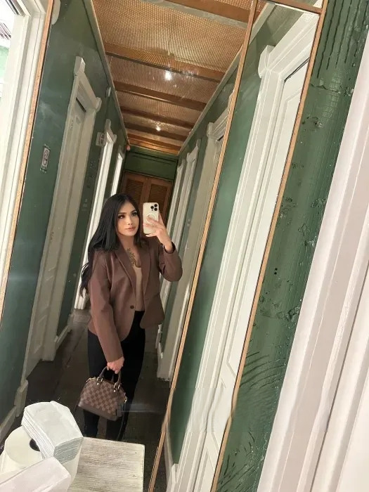 Miss Camila 23