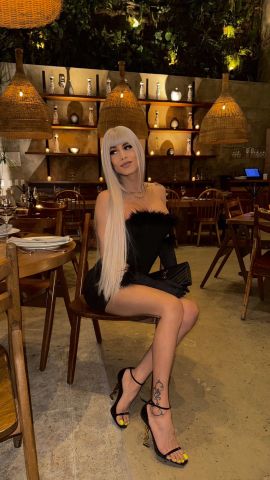 Thifanny Aboul 19