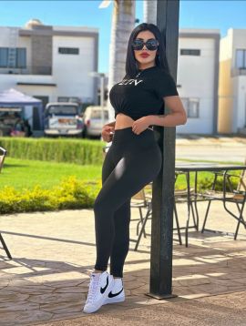 Karlita Real 42