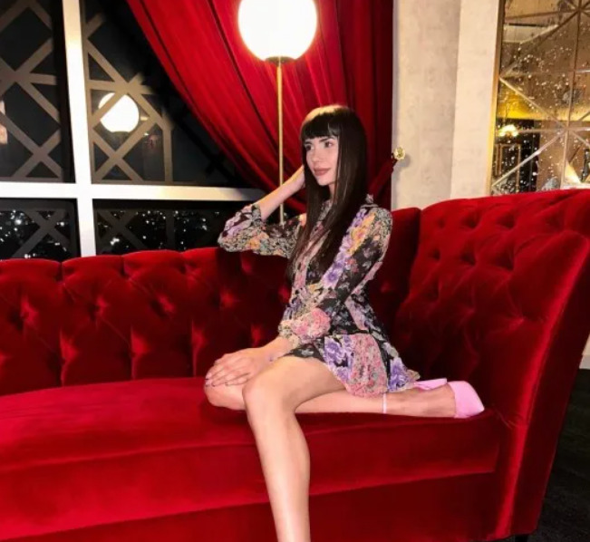 Rebeca Lee 34