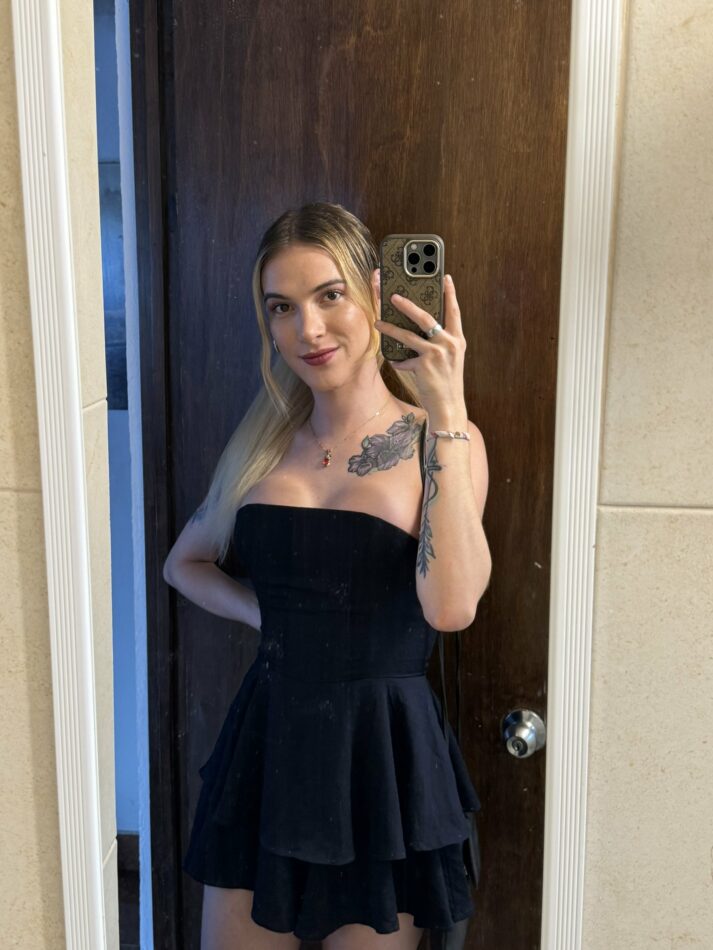 Myleni Adriana 32