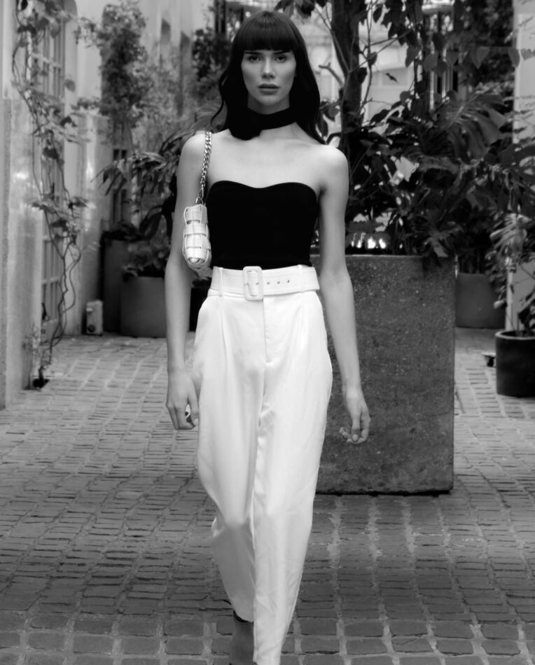 Rebeca Lee 10