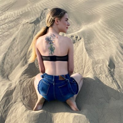 Myleni Adriana 94