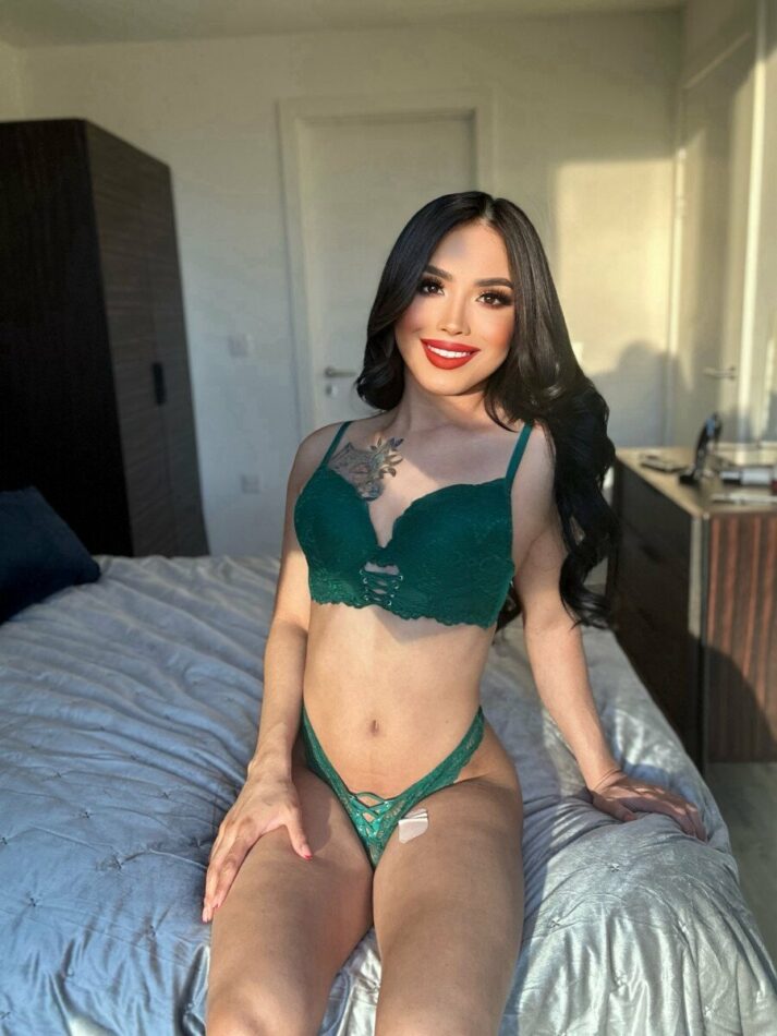 Miss Camila 12