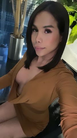 Susan Noboa 25