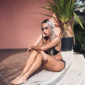 Alejandra 128
