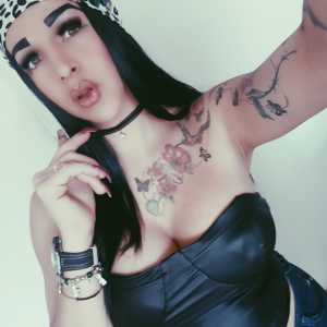 Katia Trillos 48