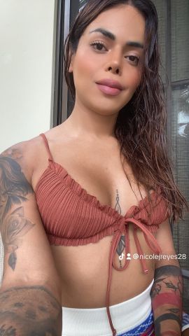 Nicole 19