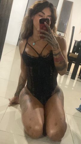 Nicole 24
