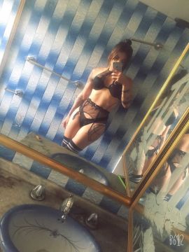 Nicole 38
