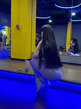 Daniela 14