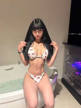 Daniela 10
