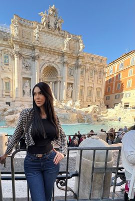 Valentina 24