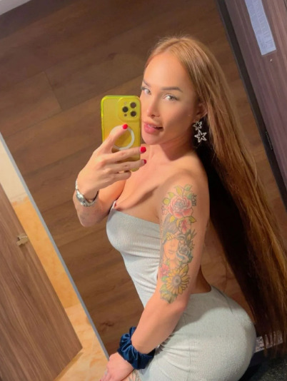 NICOLE 5