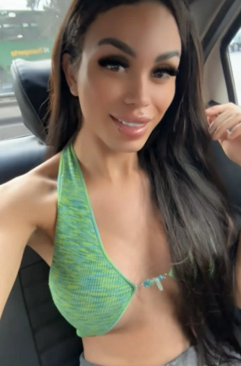 Nicole 9