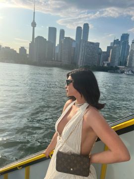 Julia 21