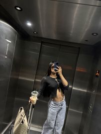 Camila 16