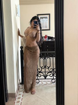 Camila 39