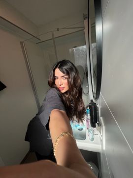 Julia 9