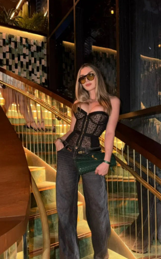 Ana Sofia 15